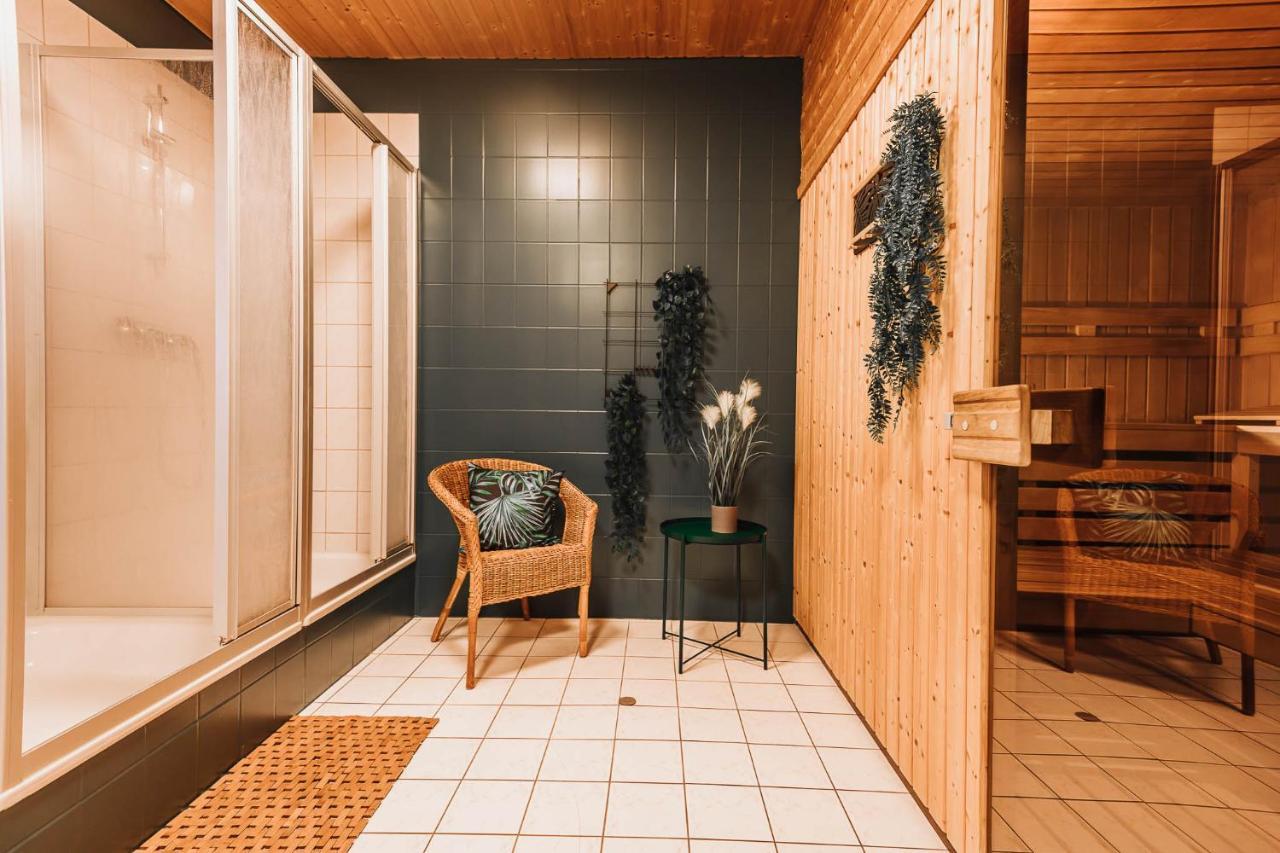 Xxl Ferienhaus Goldberger See - Sauna - 16 Personen Exterior photo